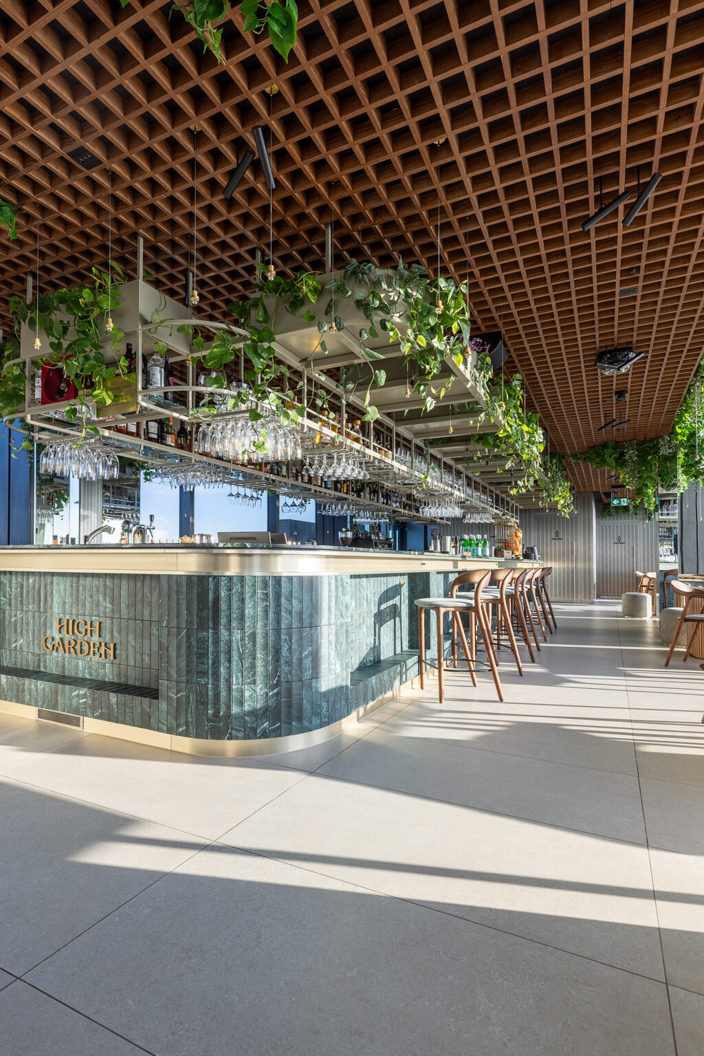 High Garden Rooftop Lounge, zdjęcie 4 z 5